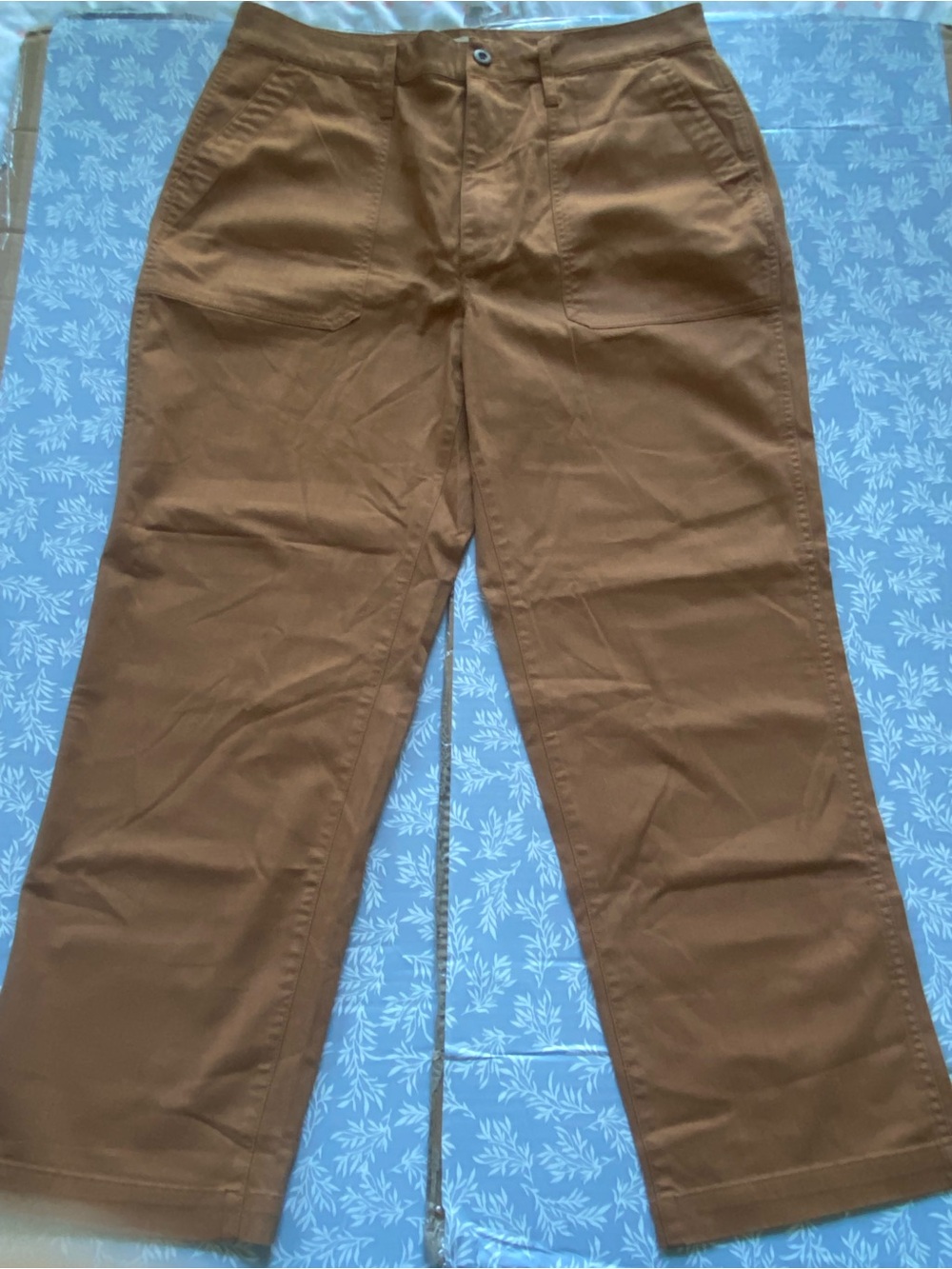 Madewell women’s Tan Chino-Style Pants